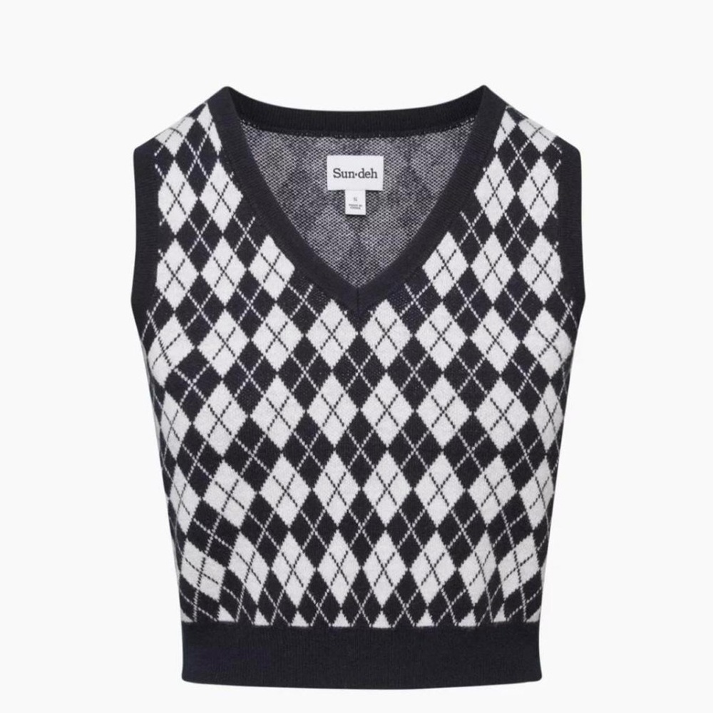 NWOT Sunday Best Quinn Argyle Sweater Vest
